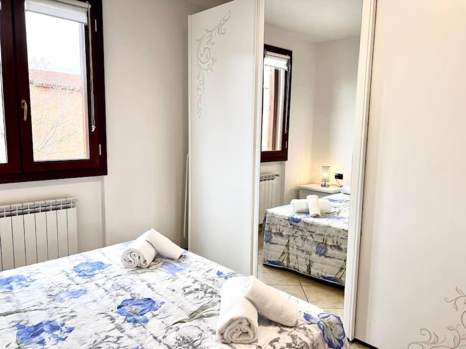 Apartamento Comfyspot Rosia Exterior foto