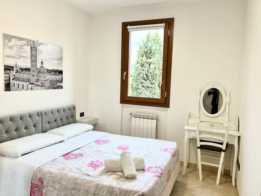 Apartamento Comfyspot Rosia Exterior foto