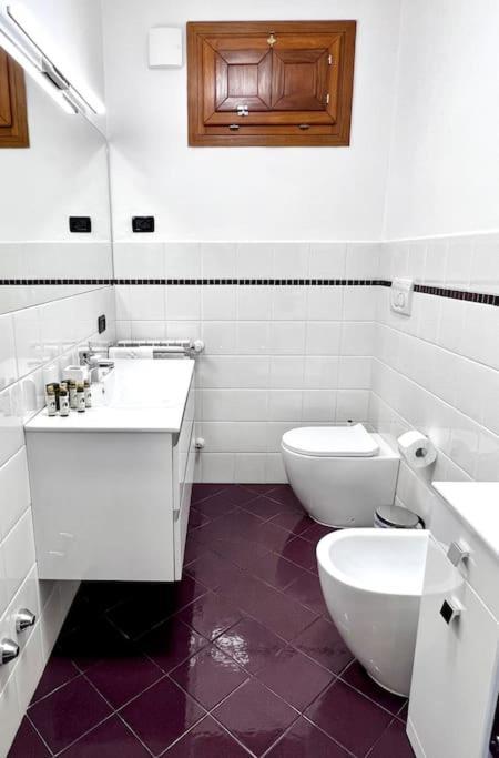 Apartamento Comfyspot Rosia Exterior foto