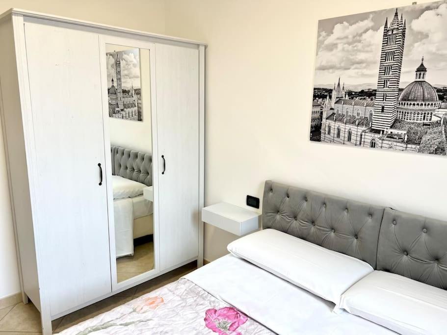 Apartamento Comfyspot Rosia Exterior foto